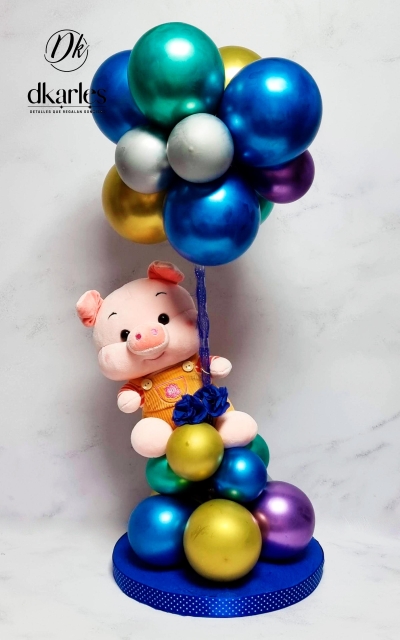 DKarles Obsequios - Chanchita en árbol de globos 02