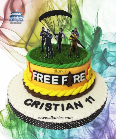 DKarles - Torta Free Fire