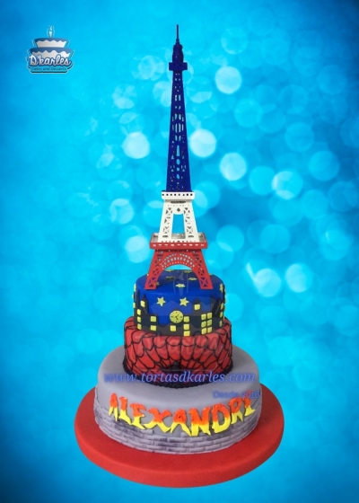 DKarles - Torta Spiderman en Paris