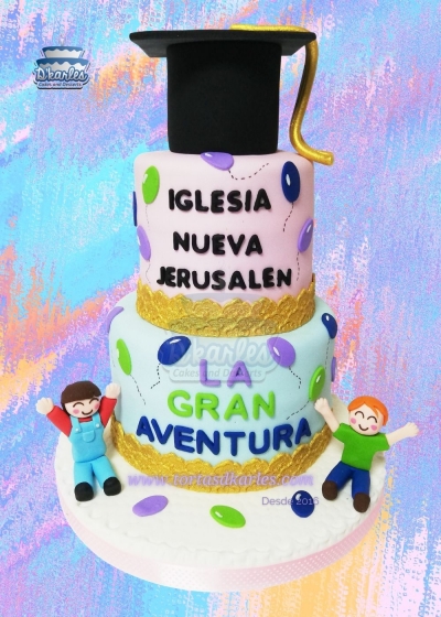 DKarles - Torta Graduación de niño en Colegio 02